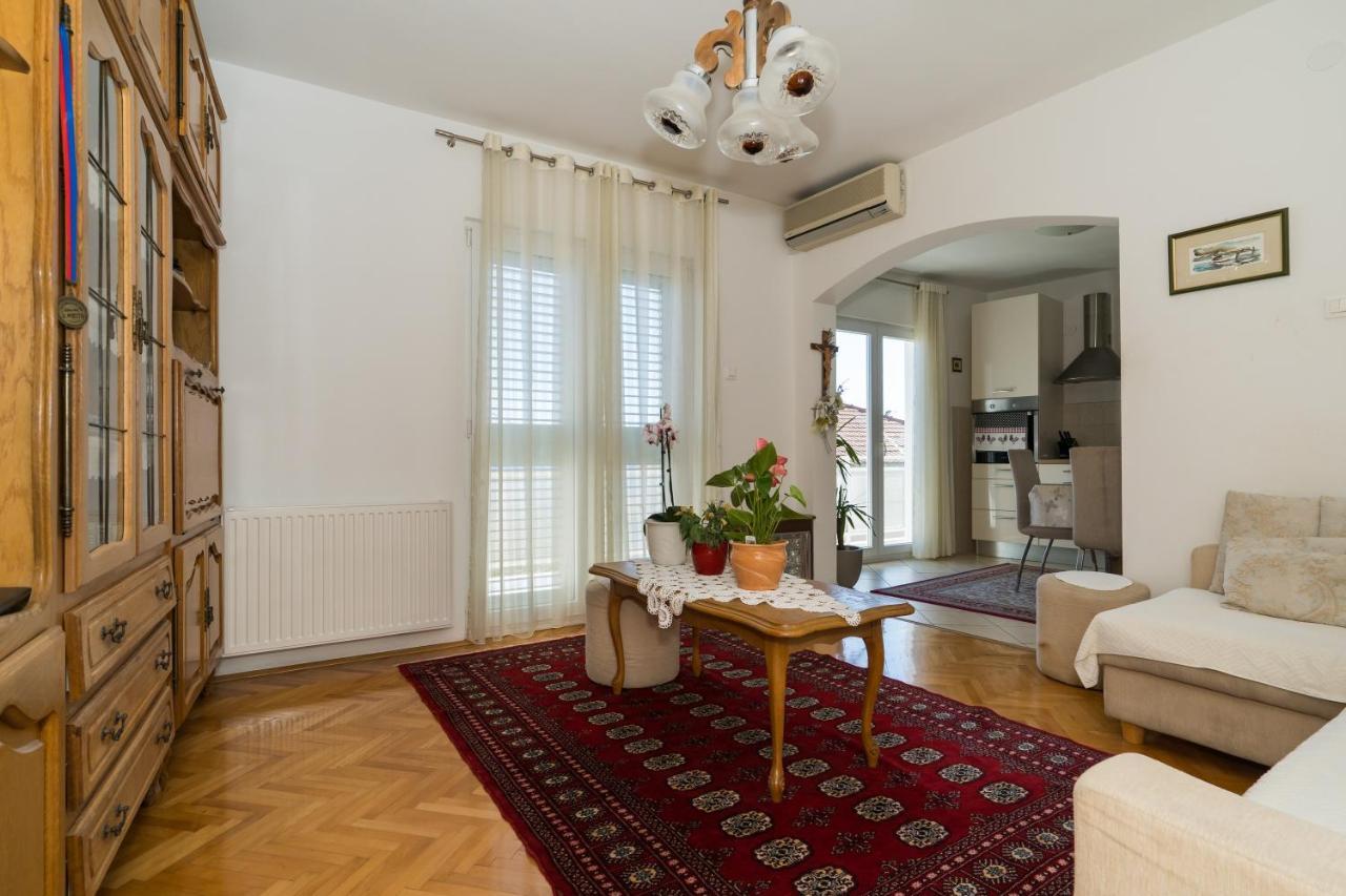 Marija Appartement Jesenice (Split-Dalmatia)